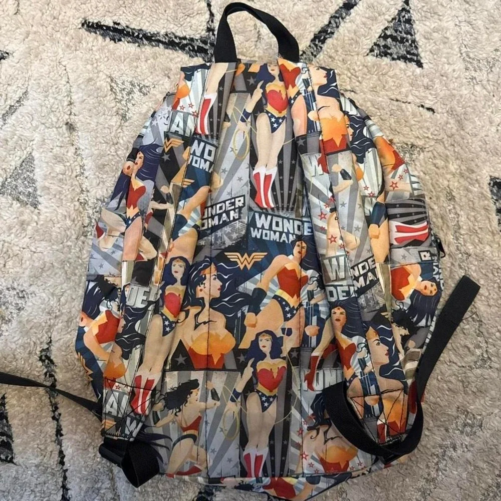 DC Wonder Woman Backpack‎